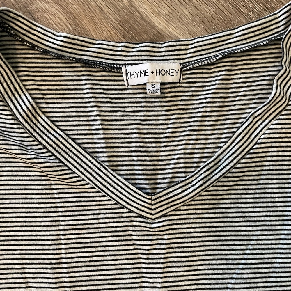 Striped Tee - Picture 4 of 8